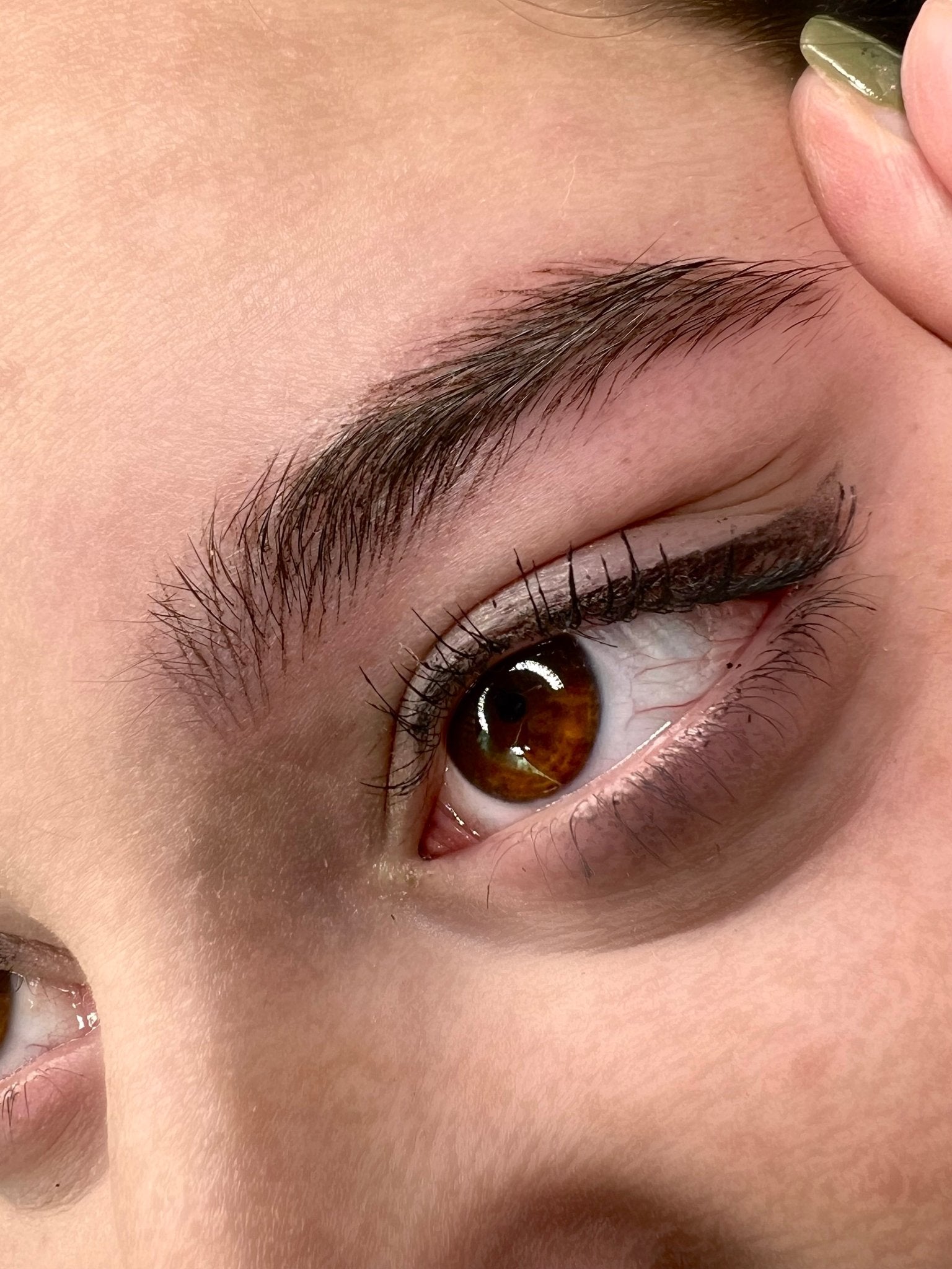 Corso online "Real Brow(sopracciglio iper realistico)" - Dermafusion