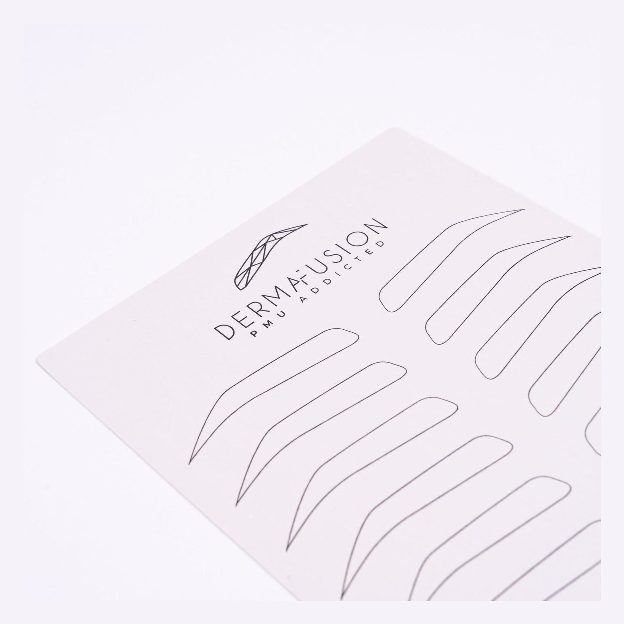 Pelle sintetica in latex con sopracciglia pre-stampate — Per pratica - Dermafusion