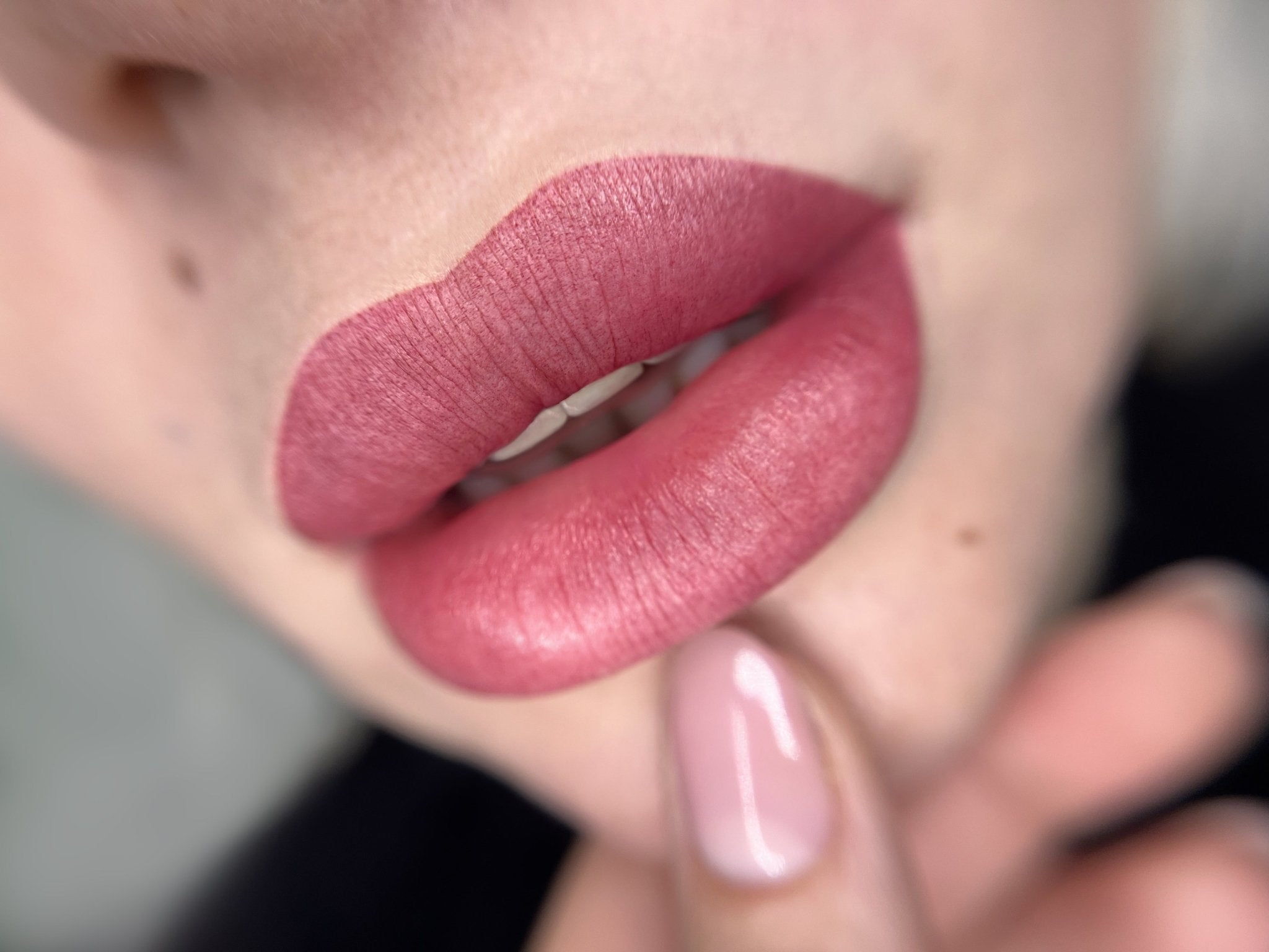 Russian Doll Lips PRO LEVEL (ENGLISH VERSION) - Dermafusion