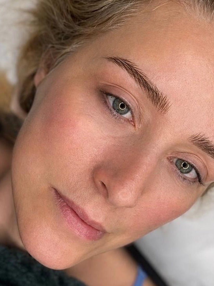 Sopracciglia PMU — Dermafusion